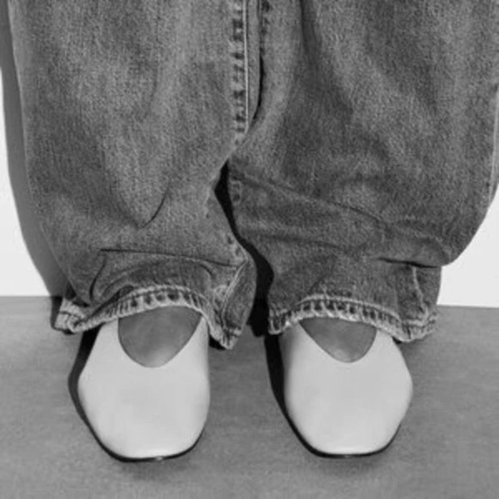 ZARA Leather Square Toe Flats